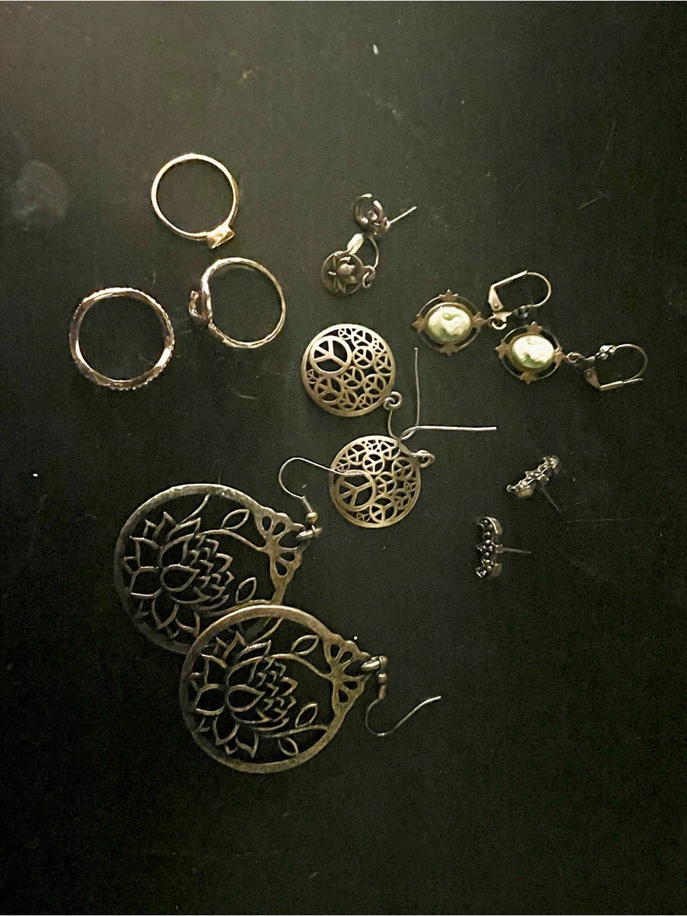 Source Unknown Gold-Tone Filigree Lotus and Circular Drop Earrings Set